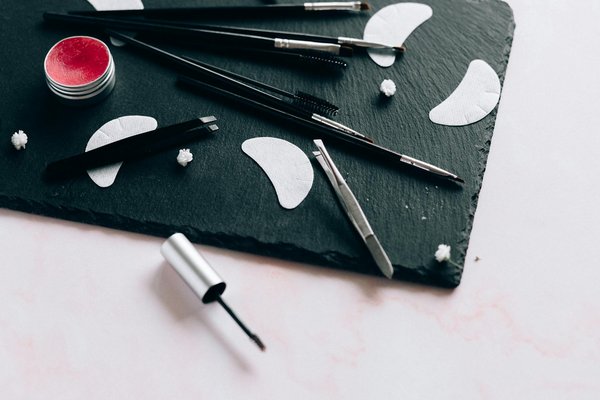 Exploration Intime avec des Designers de Mode à l'Esprit Kinfolk